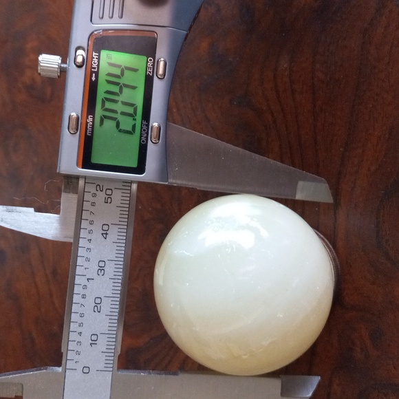 Golden Quartz Crystal Sphere. - Picture 8 of 8